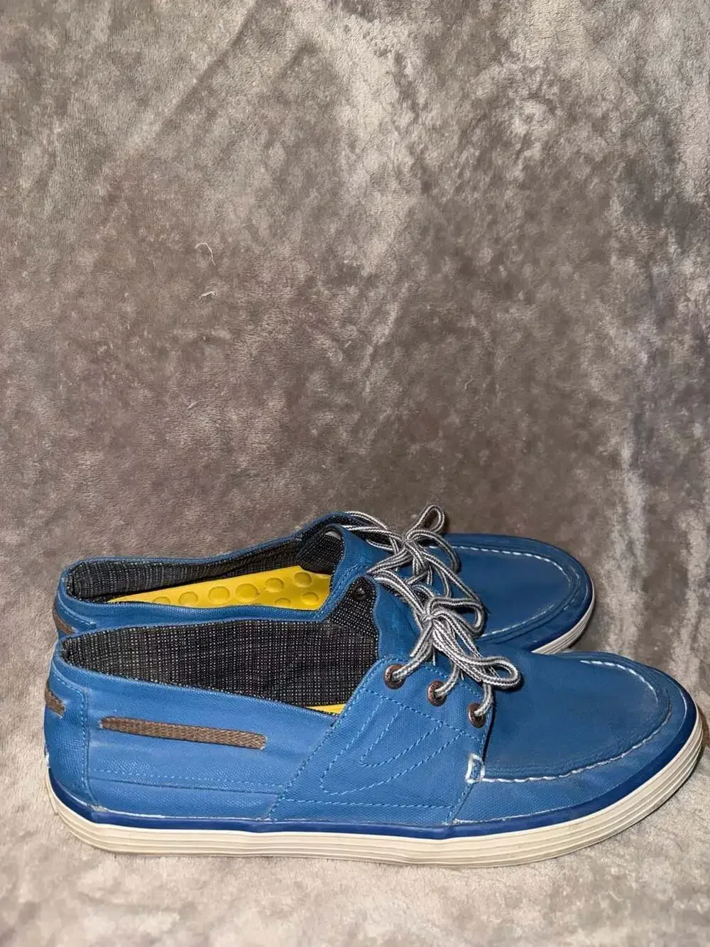 Tretorn Men's Canvas Boat Shoes with Yellow Comfort Insole